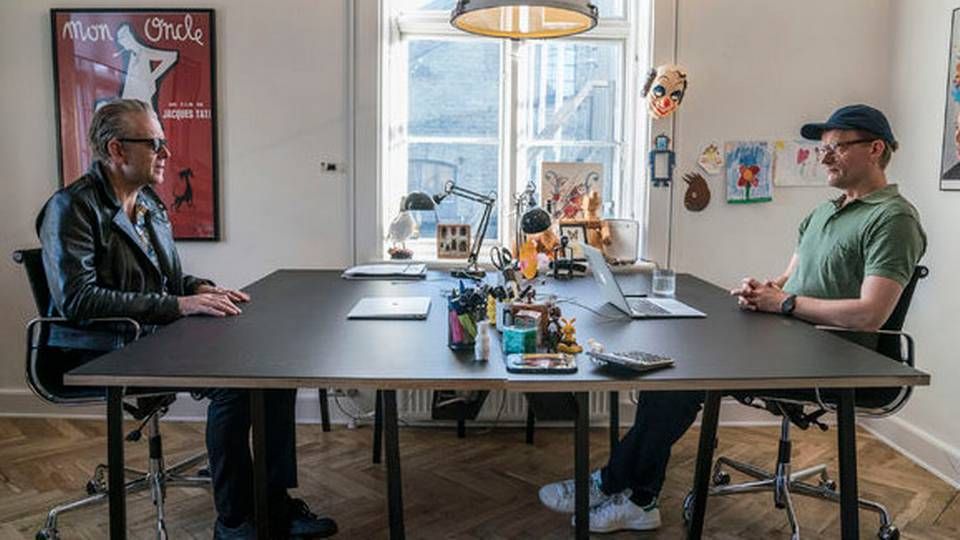 Casper Christensen (th.) og Frank Hvam (tv.) har genoptaget deres vante roller i tv-serien "Klovn". | Foto: Per Arnesen / TV 2