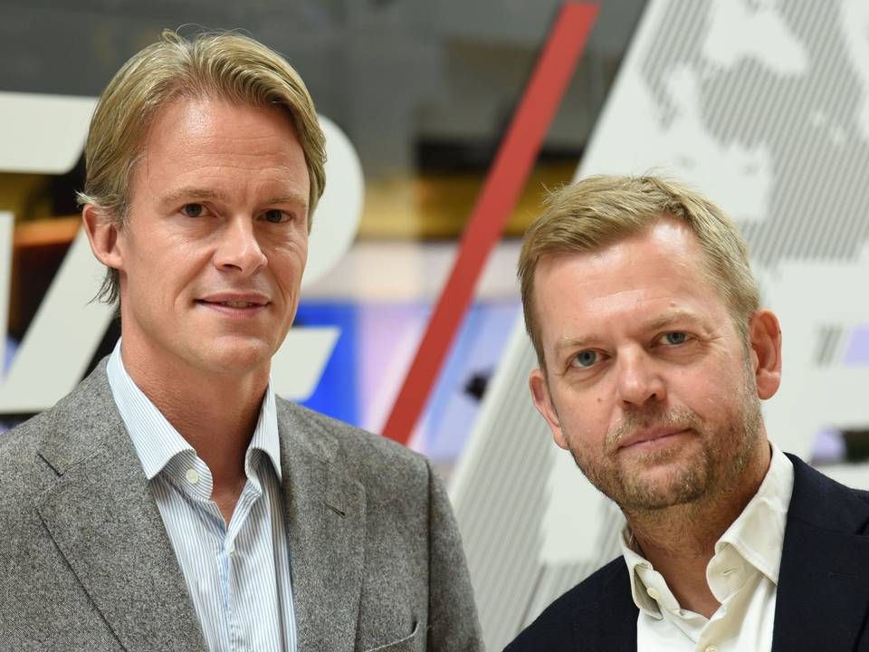 Stig Møller Christensen, salgsdirektør, TV 2 (tv), og Ulf Lund, adm. direktør, Boxer. | Foto: PR/TV 2