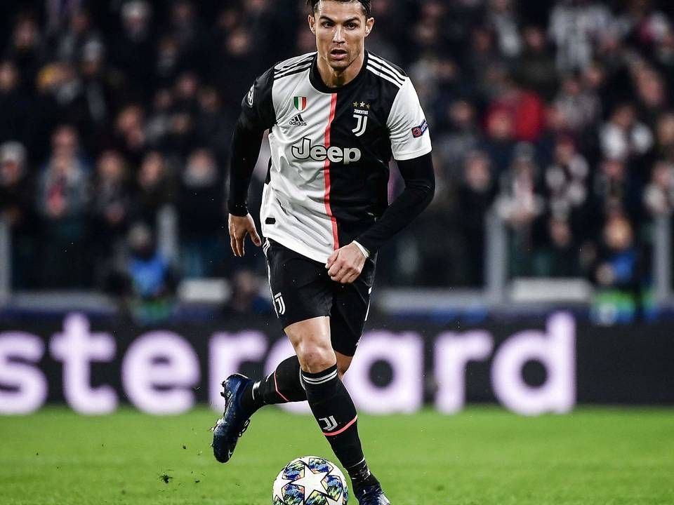 Den portugisiske fodboldspiller Cristiano Ronaldo spiller for Juventus i den italienske Serie A, som er blandt de ligaer, som TV 2 har sikret sig de fulde rettigheder til fra 2020. | Foto: Marco Bertorello/AFP/Ritzau Scanpix