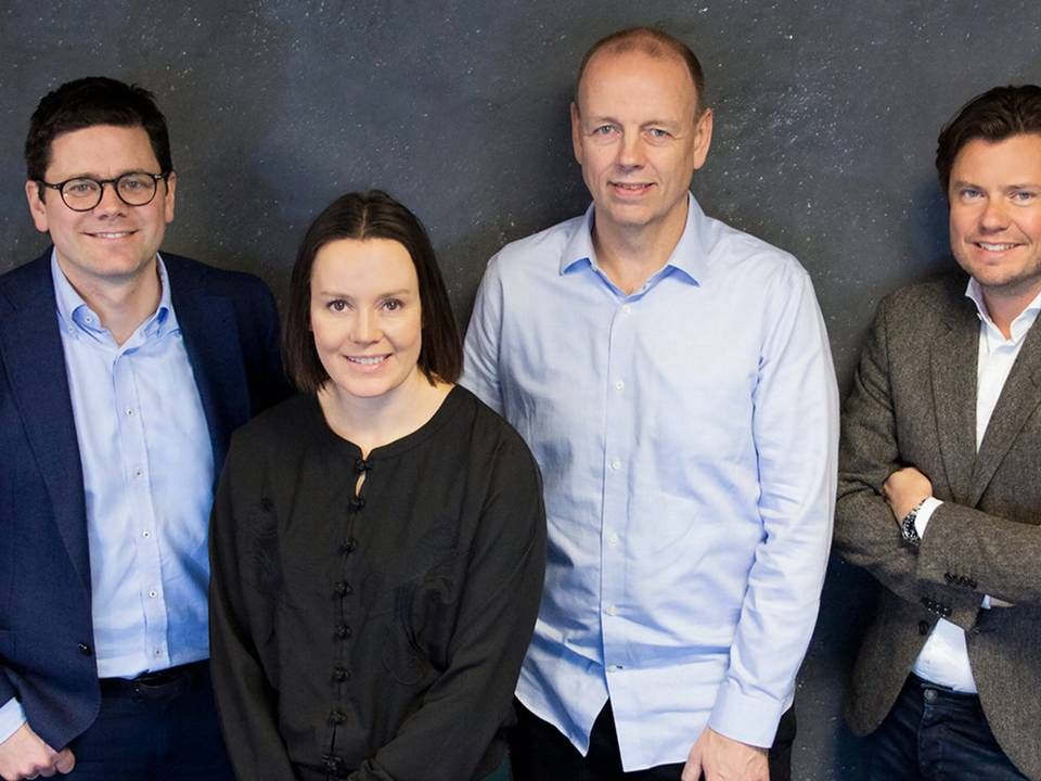 Fra venstre ses Tønnes Sannem Heian, adm. direktør for Markedspartner, Nina Vesterby, adm. direktør for Egmont Publishing Norge, Stig Hammer, stifter af Markedspartner, og Erik Norberg, direktør for Marketing Services hos Egmont Publishing. | Foto: Egmont/Markedspartner