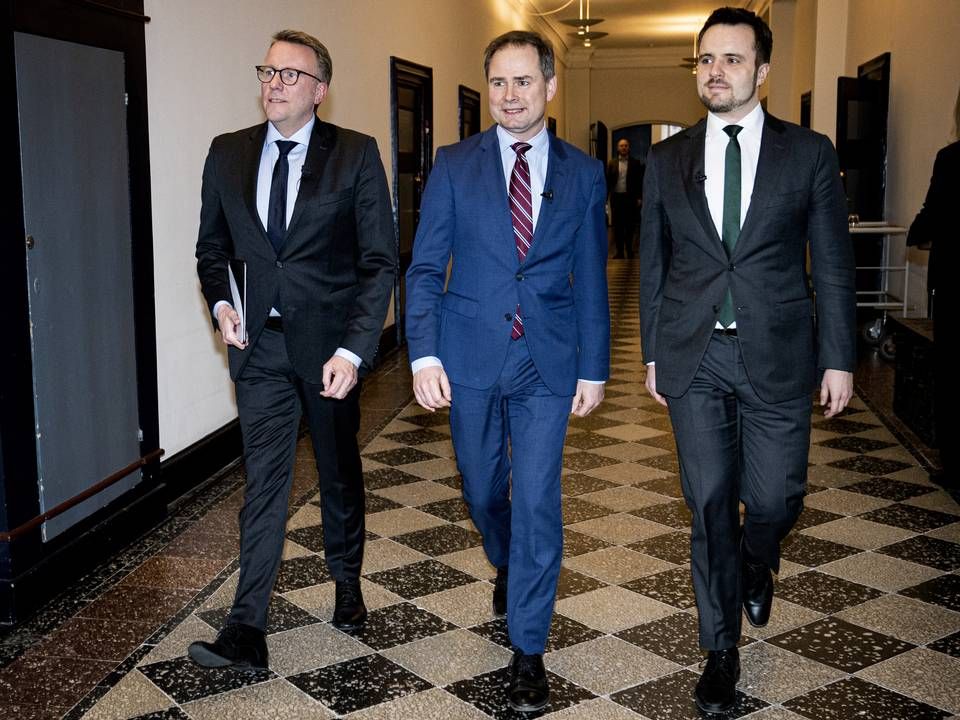 Skatteminister Morten Bødskov (tv), finansminister Nicolai Wammen og erhvervsminister Simon Kollerup | Foto: Ida Guldbæk Arentsen/Ritzau Scanpix