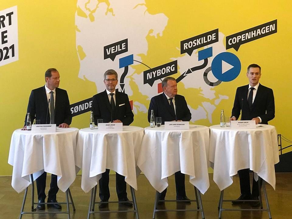 Christian Prudhomme, direktør for ASO, der arrangerer Tour de France, overborgmester i Københavns Kommune Frank Jensen, daværende statminister Lars Løkke Rasmussen og daværende erhvervsminister Rasmus Jarlov præsenterde aftalen om Tour de France-start i Danmark i 2019. | Foto: Martin Lehmann/Ritzau Scanpix