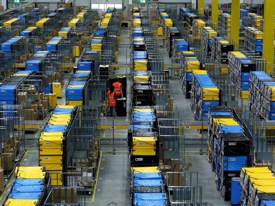 Amazons tyske lagermedarbejdere kræver bedre arbejdsvilkår, højere løn og frihed fra overvågning fra arbejdspladsen. | Foto: RALPH ORLOWSKI/REUTERS/Ritzau Scanpix