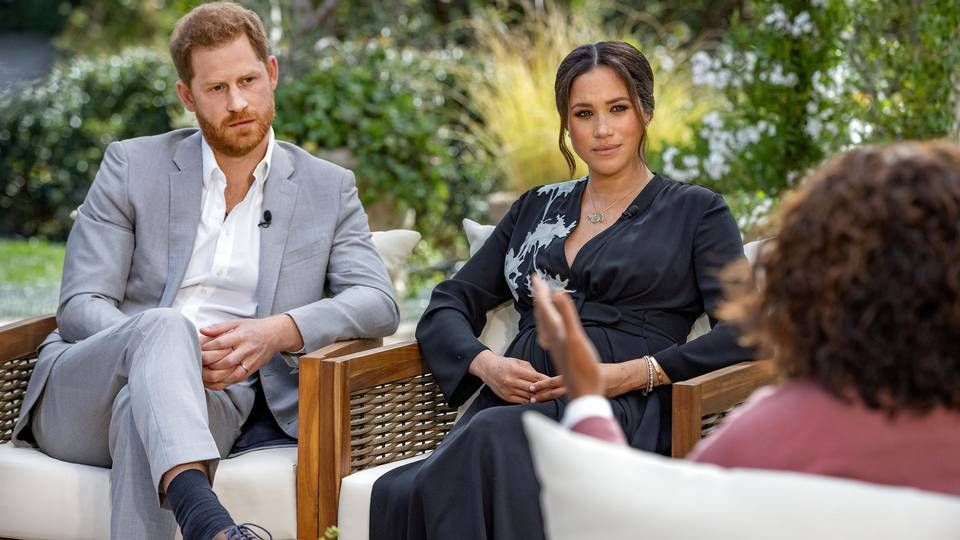 Prins Harry og Meghan Markle under interviewet med Oprah Winfrey. | Foto: Harpo Productions/Reuters/Ritzau Scanpix