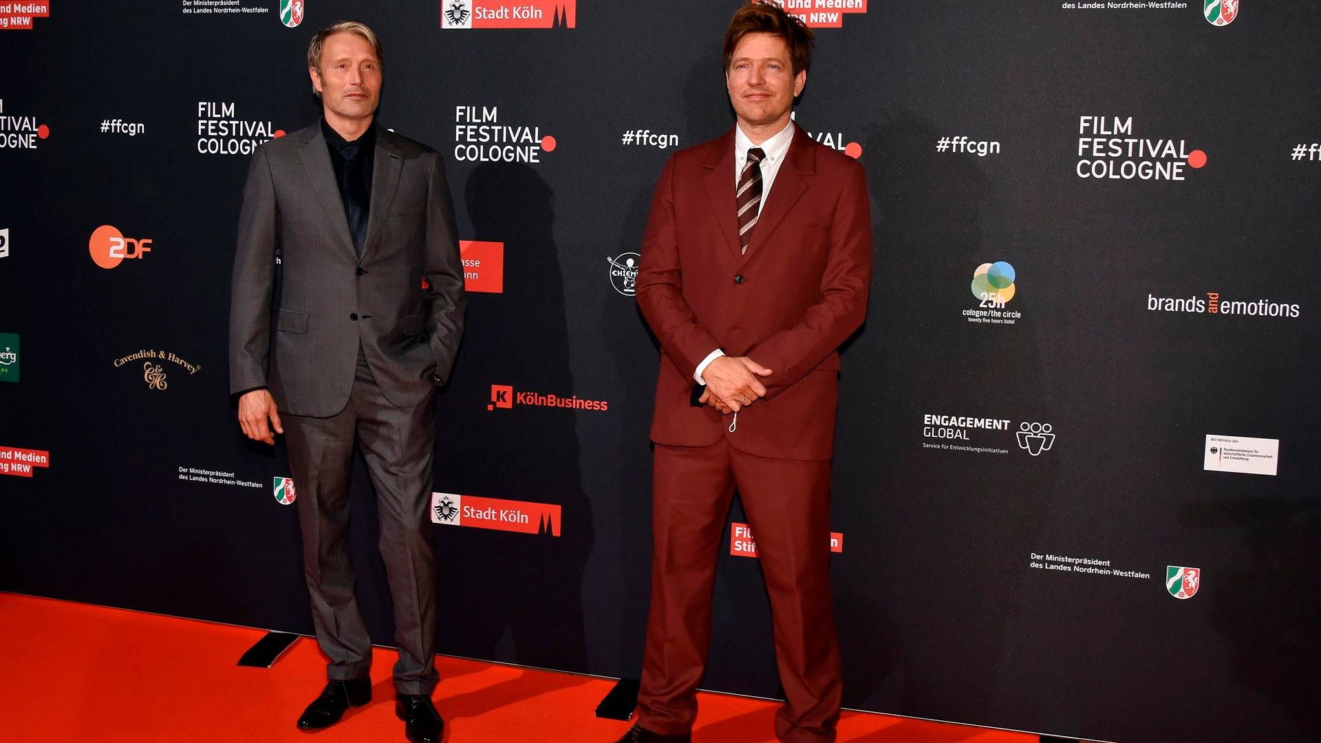 Skuespiller Mads Mikkelsen og instruktør Thomas Vinterberg er nomineret til prisen som hhv. bedste mandlige skuespiller og bedste instruktør ved Bafta. | Foto: Horst Galuschka/AP/Ritzau Scanpix